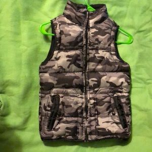 Vertical boys vest